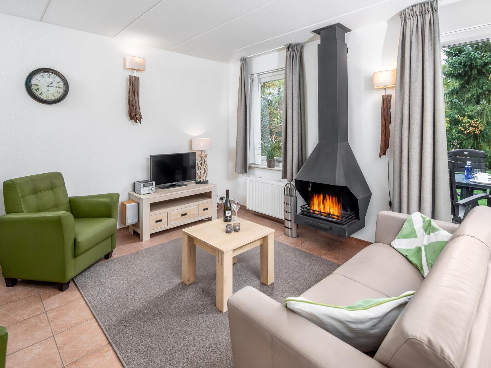 Restyled House With Fire Place Near The Drents-Friese Wold Villa Hoogersmilde Exteriör bild